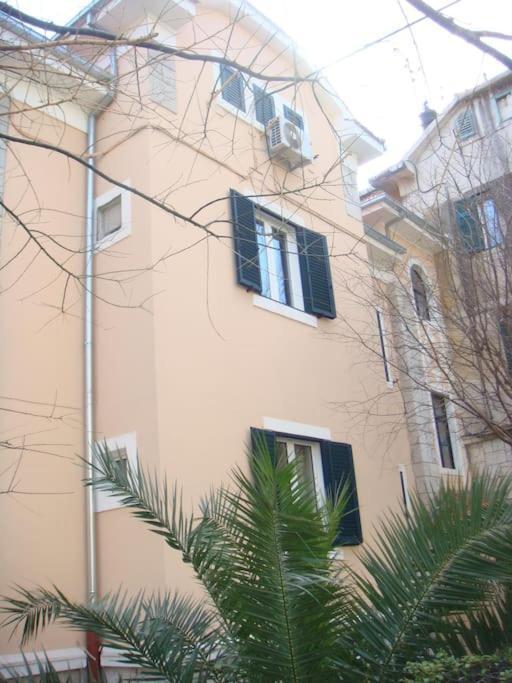 Apartman Brand New 2024 Garden View Split