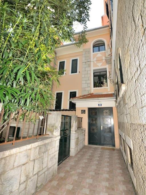 Apartman Brand New 2024 Garden View